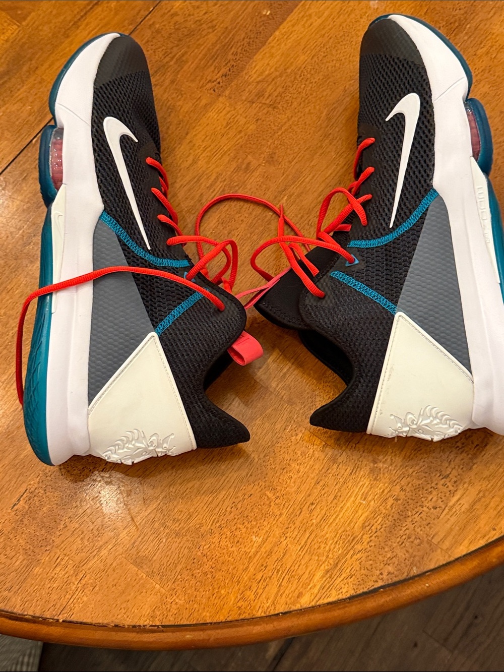 Nike BV7427-005 LeBron Witness 4 IV Basketball Sneakers Shoes Men's US size 18
